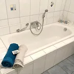 Schoene Gartenwohnung Im Seenland * Wackersdorf